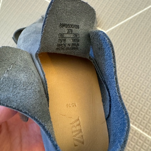 ZARA Baby Shoes (Grey Suede) - Picture 3 of 3